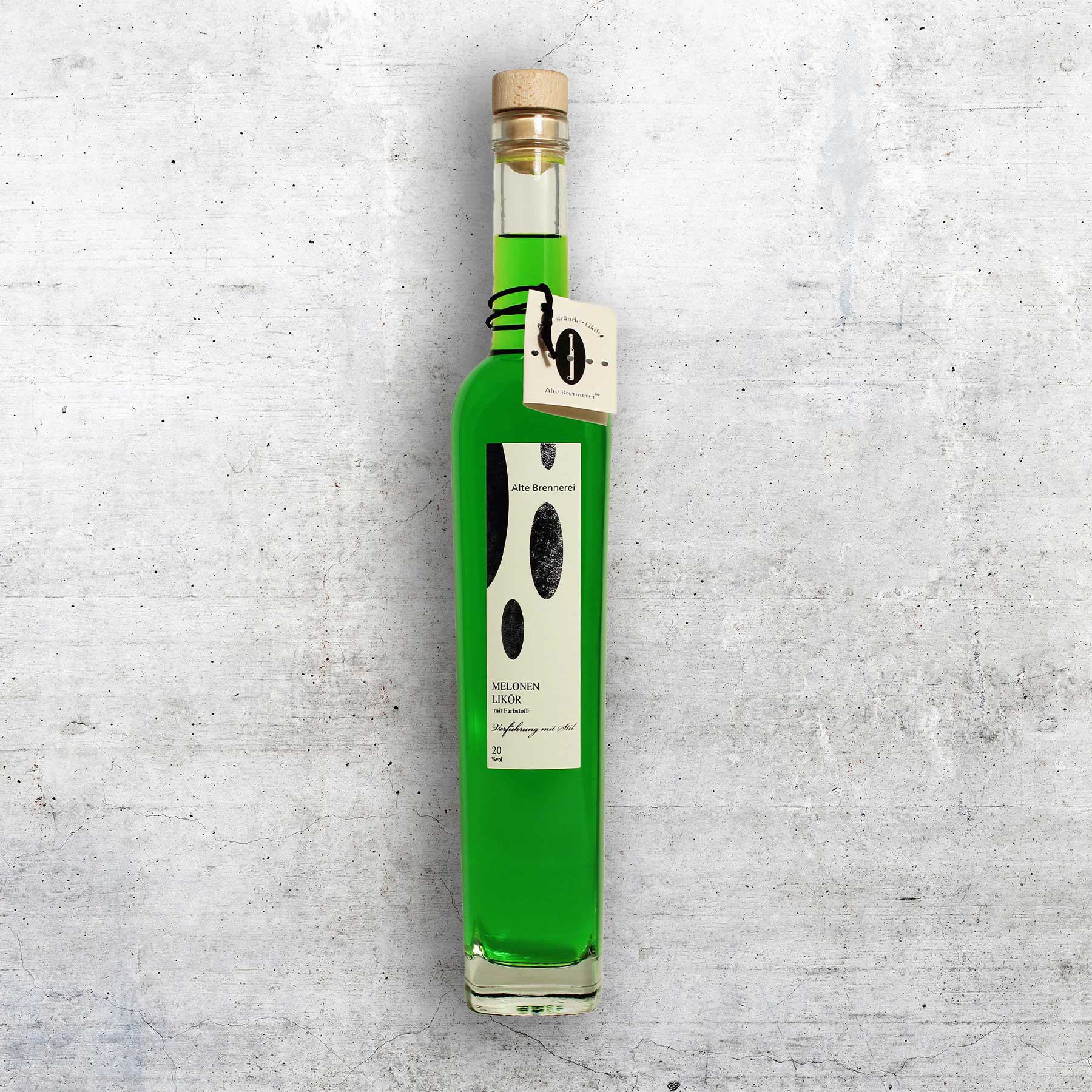 Melonenlikör mit Farbstoff