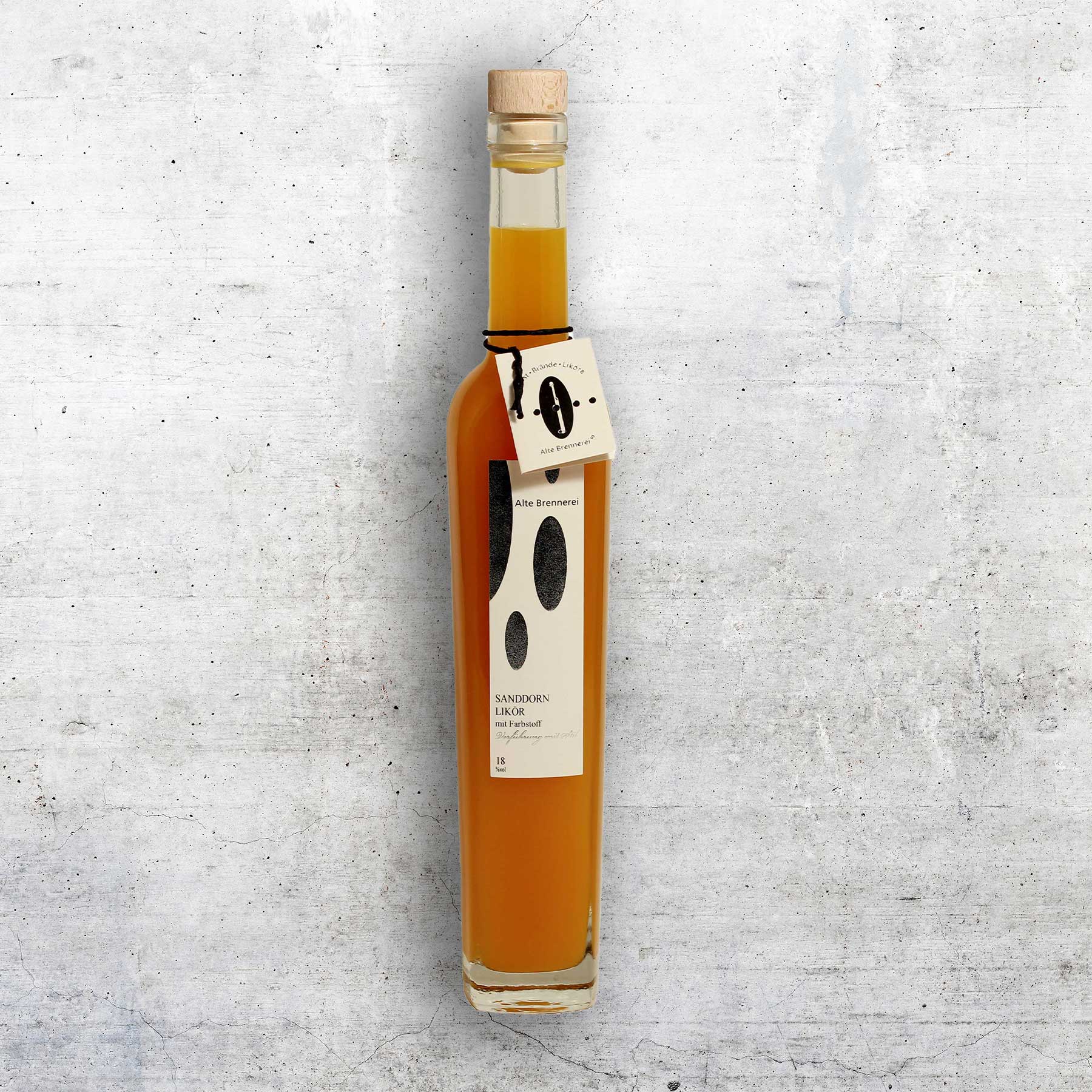 Sanddornlikör mit Farbstoff